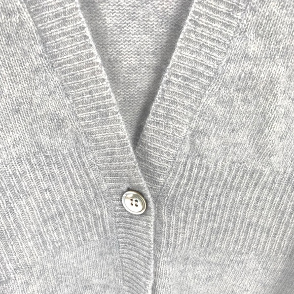 Vintage KORET 80's Gray Cardigan Lambswool/Angora Women's Size Medium - Picture 9 of 14